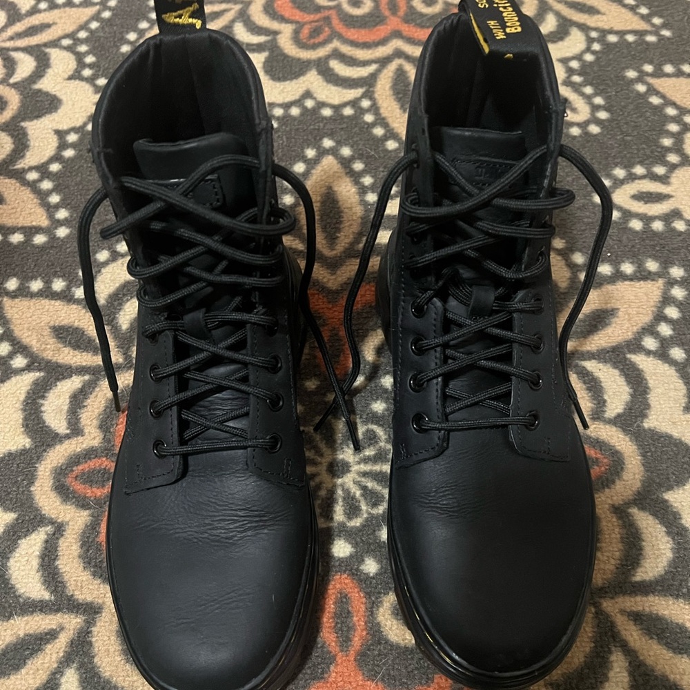 Dr. Martens Unisex-Adult Combs Leather Wyoming Boot